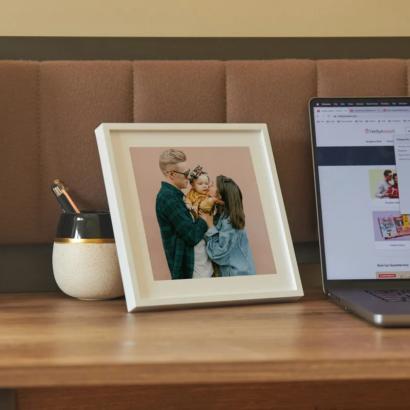 20x20 cm White Photo Sticky Frame