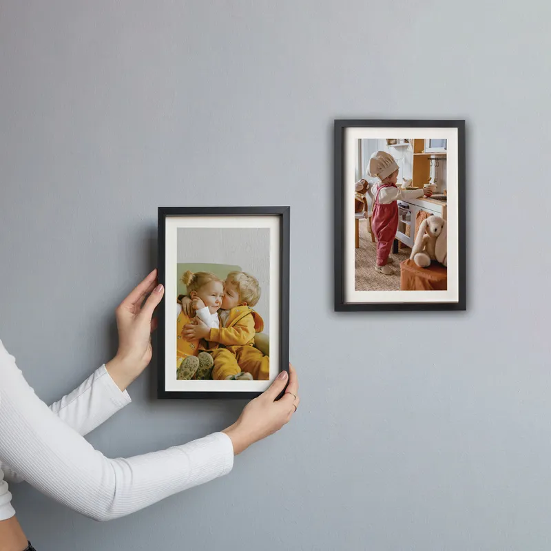 2pcs Self Adhesive Black Photo Frame Set with Mat Bordered Photo Print