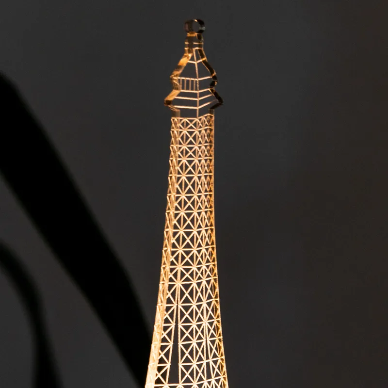 3D Led Lamp With Paris Eiffel Tower Design