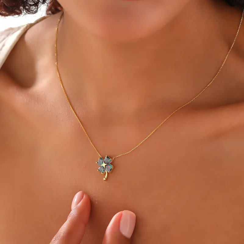 4 Leaf Clover Pendant Gold Plated Becklace with Mystic Topaz Stones