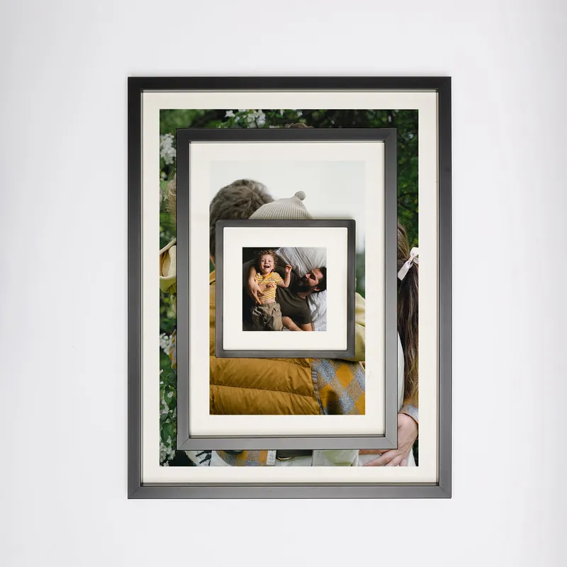 8pcs Black Gallery Photo Frame Set with Mat Boarded Photo Prints