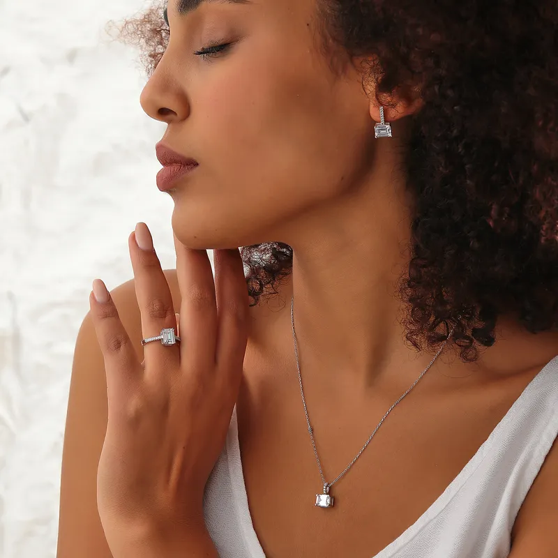 Elegant Silver Jewellery Set for Special Occasions