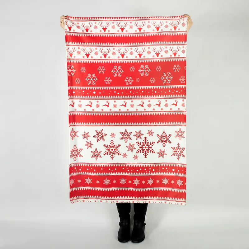 Festive Red Snowflake TV Blanket for Cosy Winter Evenings