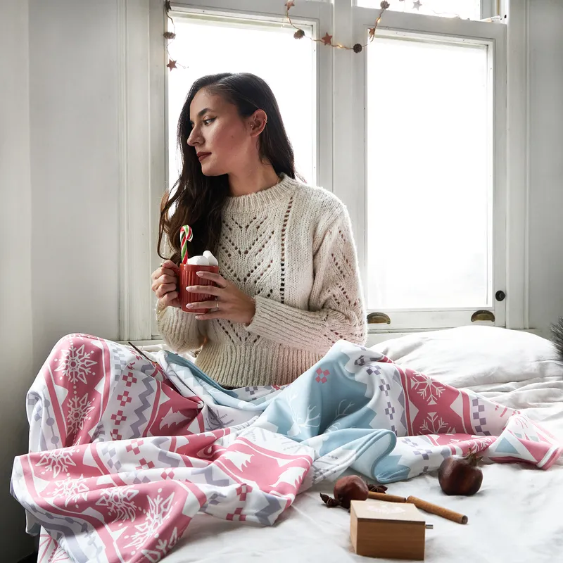Festive Comfort Decorative Christmas Blanket for Cosy Nights
