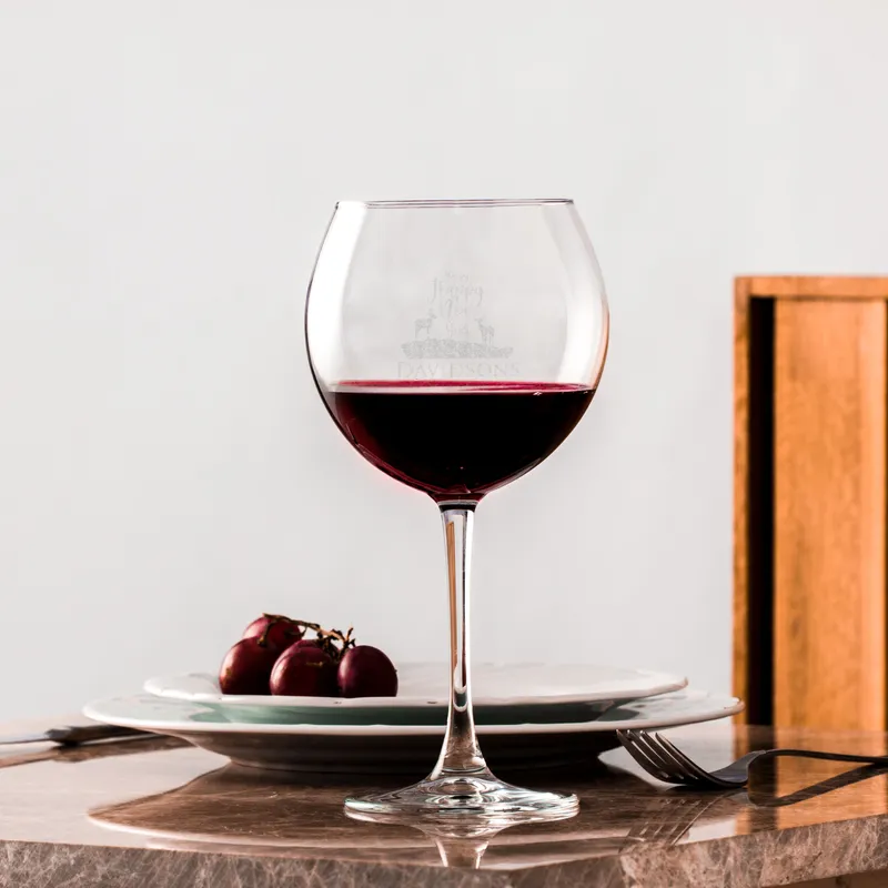 Custom Engraved Wine Glass Set for Family Celebrations