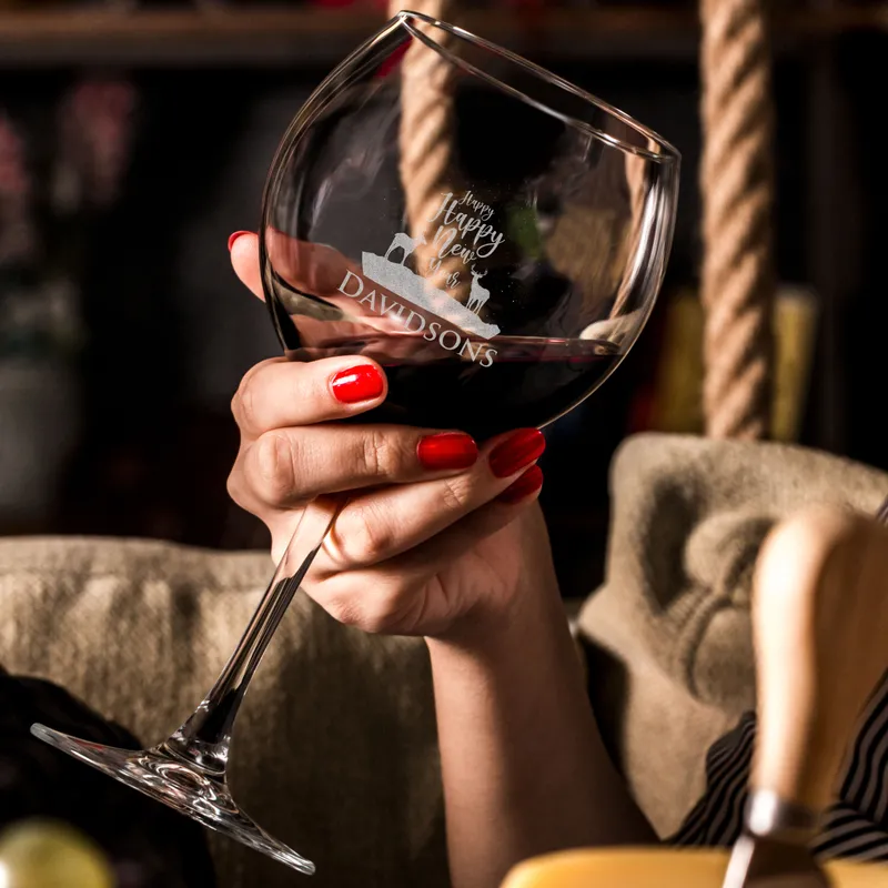 Custom Engraved Wine Glass Set for Family Celebrations