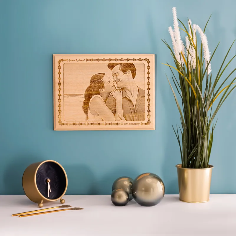 Personalised Wooden Couple Portrait for Romantic Moments