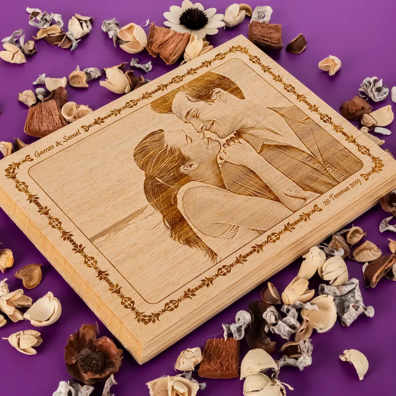 Personalised Wooden Couple Portrait for Romantic Moments