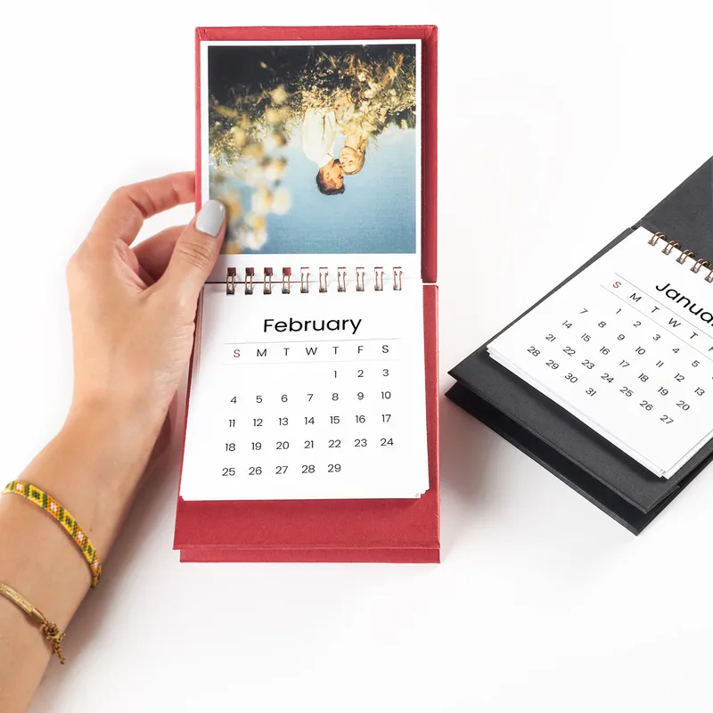 Customizable Desktop Photo Calendar for All Year