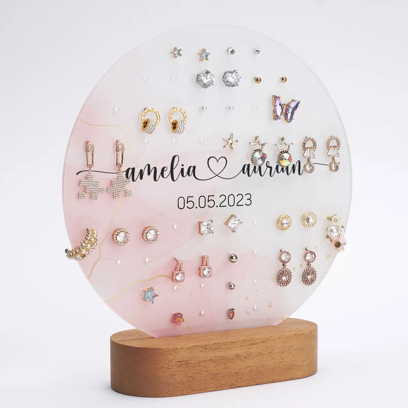 Customizable Stand For Earring