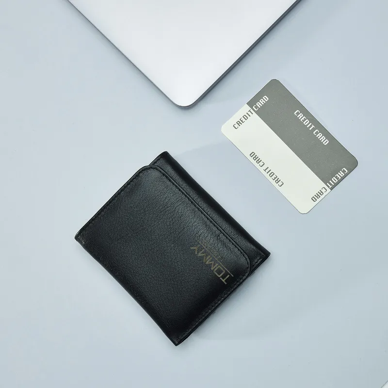 Customized Name and Date Printed Leather Wallet Gift for Man