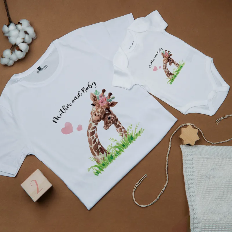 Matching Giraffe Mum and Baby Tee and Bodysuit Set