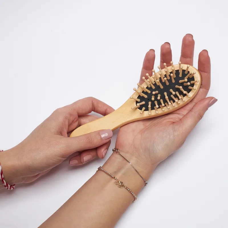 Daisy Designed Personalized Hair Comb