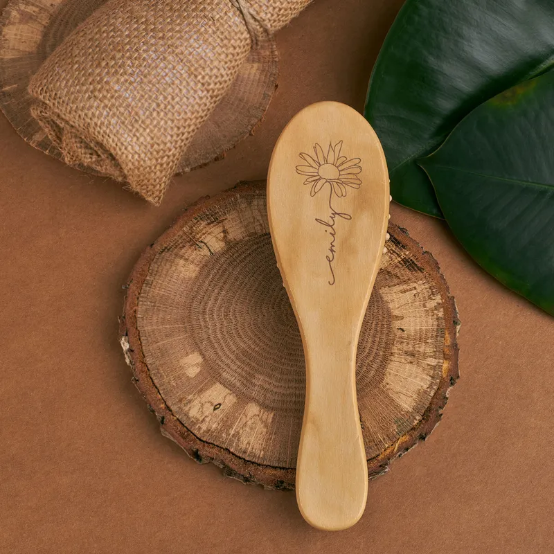 Daisy Designed Personalized Hair Comb