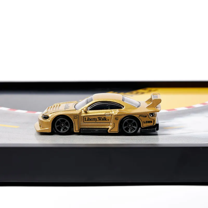 Drift-Themed Decorative Toy Car Frame