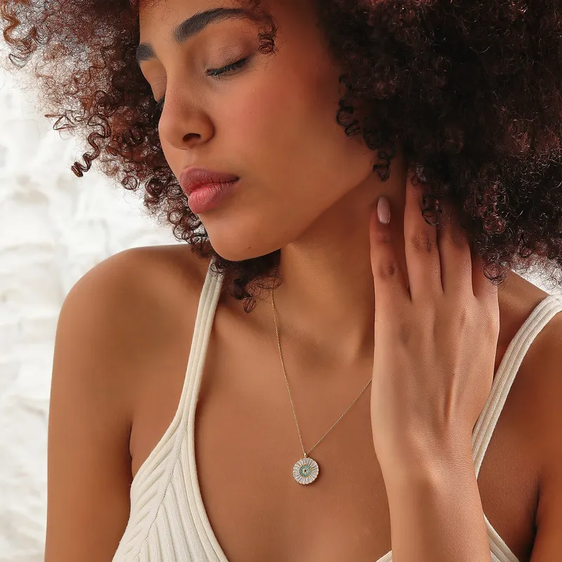 Elegant Daisy Rose Pendant Necklace for Her