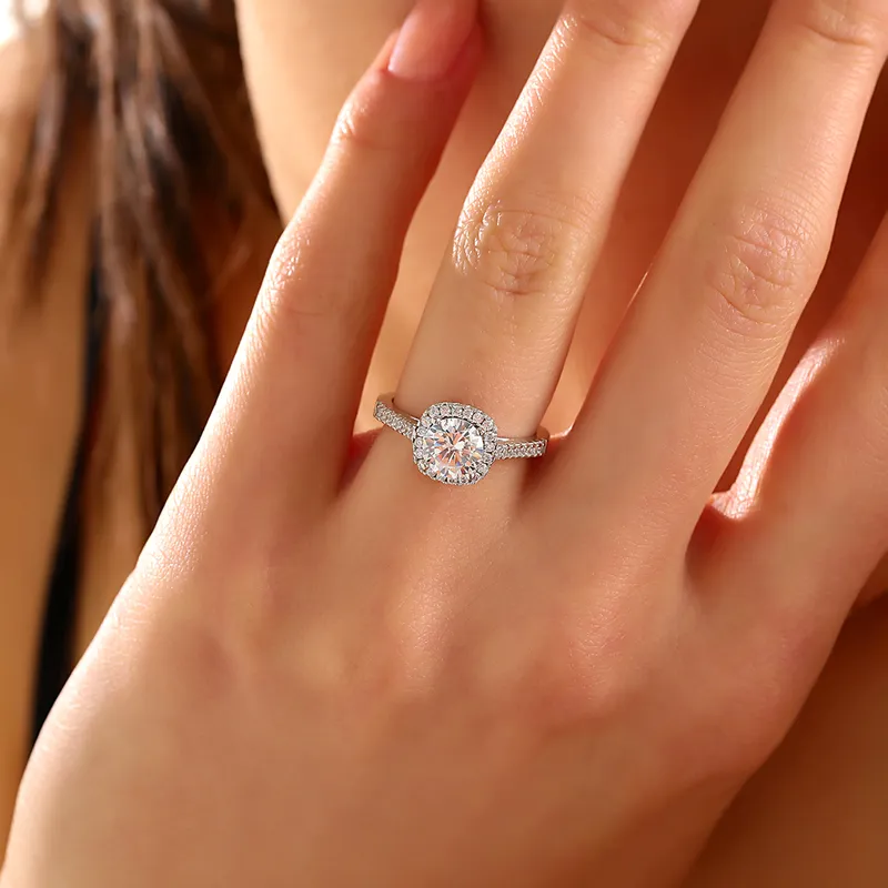 Elegant Oval Cubic Zirconia Silver Ring