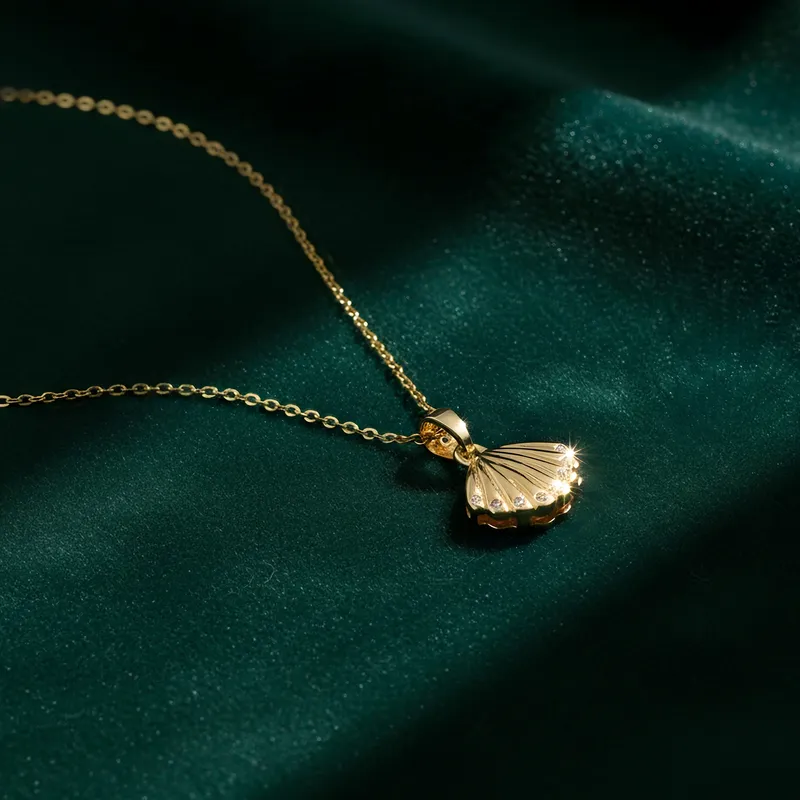 Elegant Oyster Shell Necklace