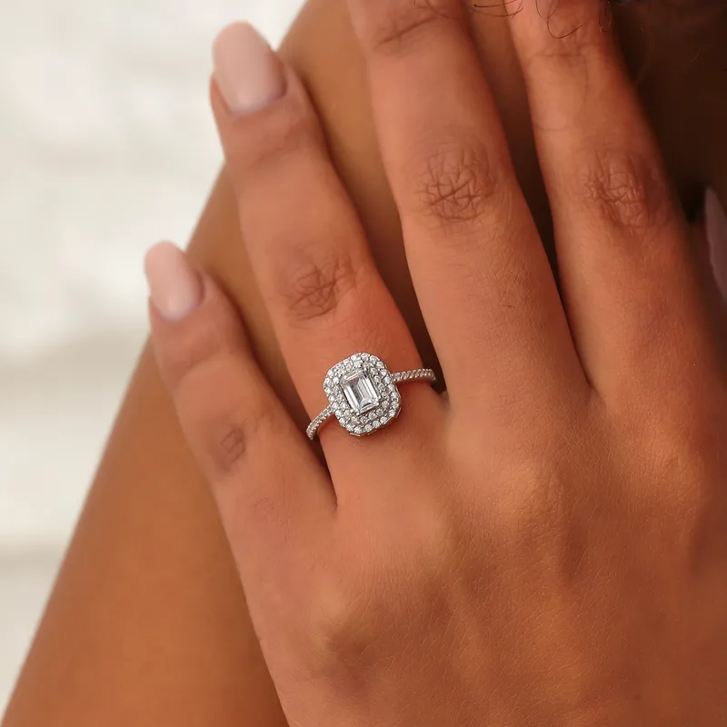 Elegant Silver Jewelry Set with Baguette-Cut Zirconia for Her