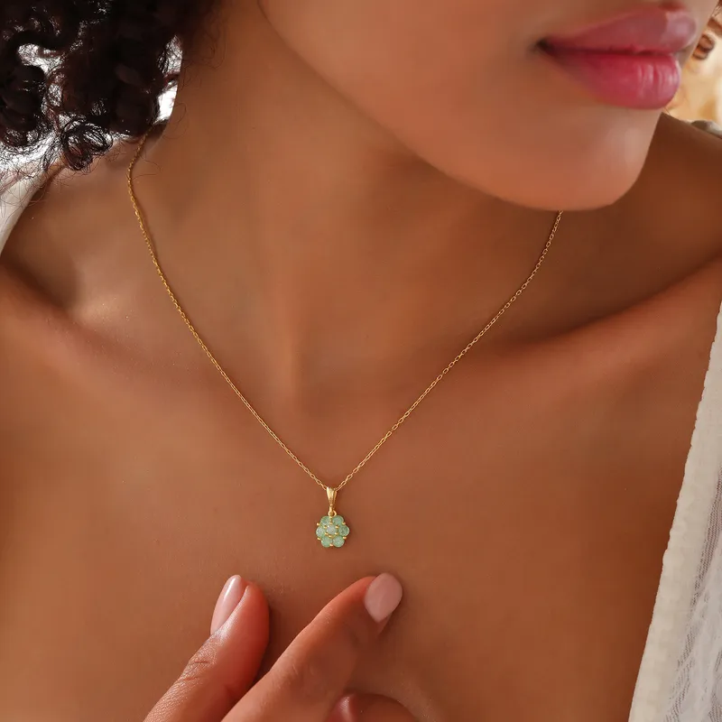 Elegant Floral Ice Stone Silver Necklace for Special Occasions