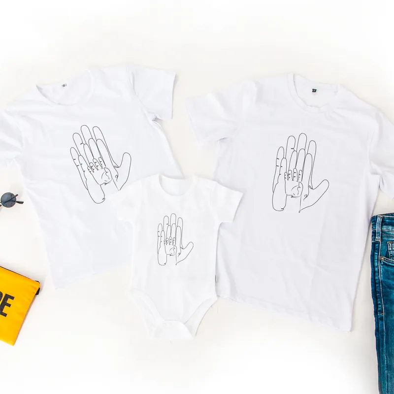 Family T-Shirt Set Set with Lineart Hand Design
