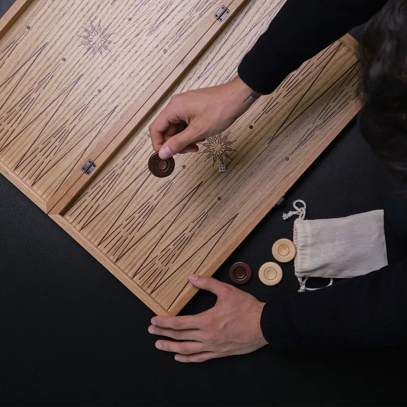 Floral Personalized Oak Backgammon Set with Leather