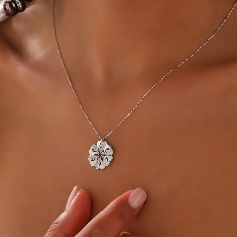 Heart Blossom Gold Plated Pendant Necklace with Zircon