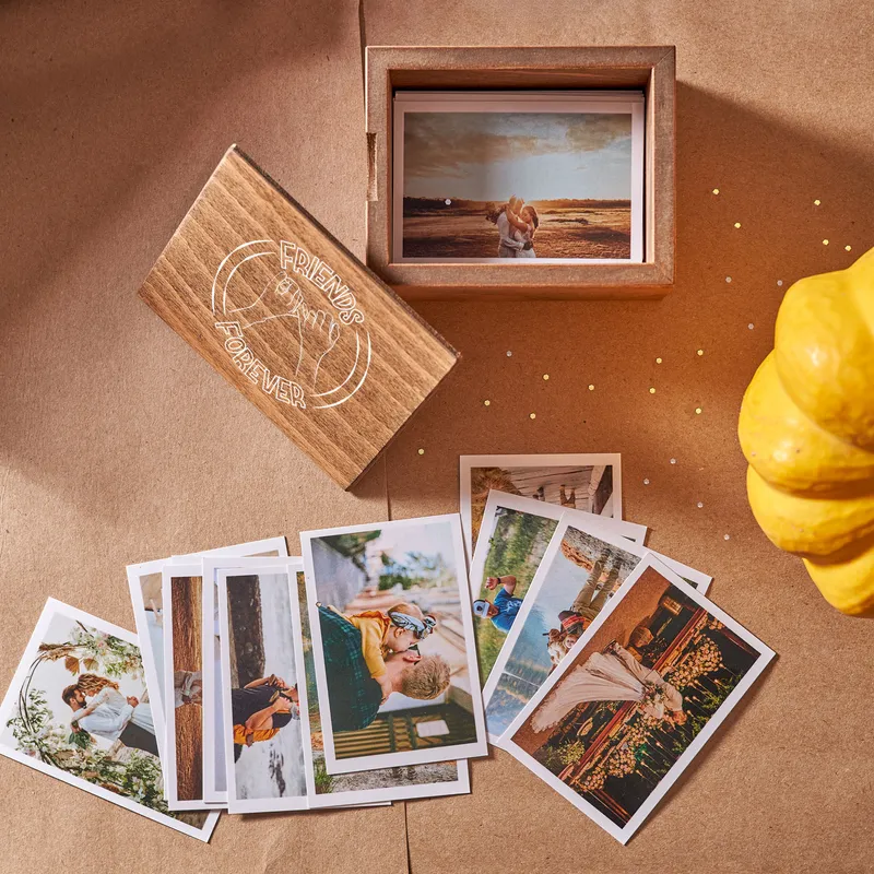 Friends Forever Design Wooden Photo Box with 70 Photos