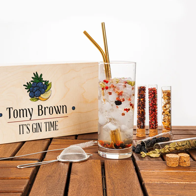 Fruity Design Personalized Gifts for Friends Special Gin Set with Wooden Box