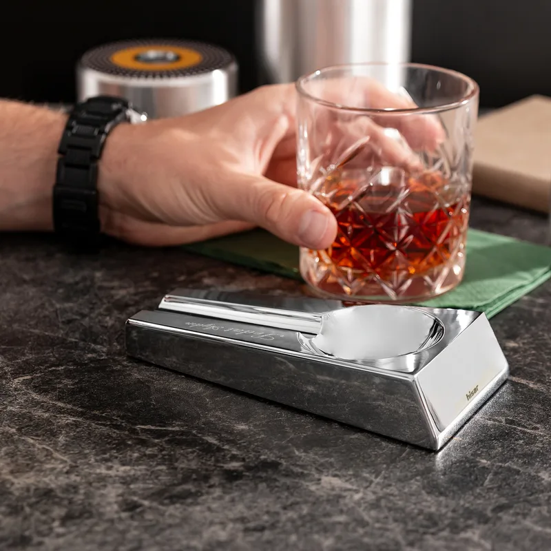 Gifts for Friends Metallic Silver Aluminum Cigar Ashtray