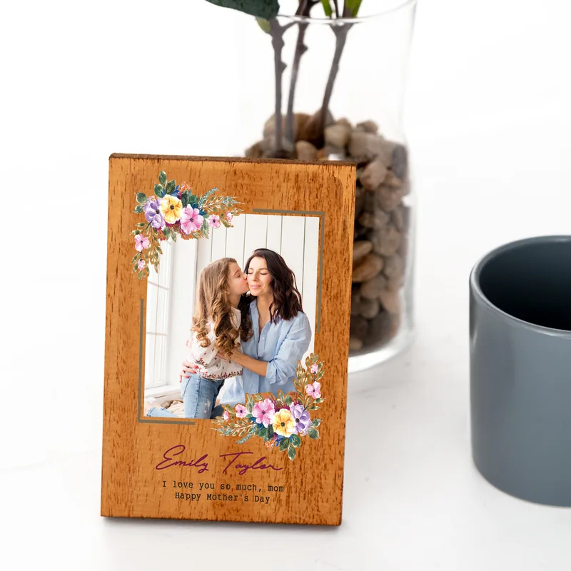 Personalised Wooden Photo Frame for Mum – Ideal Gift for Birthdays & Mother's Day