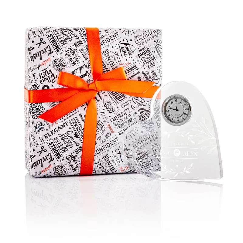 Personalised Heart Desk Clock with Name and Date