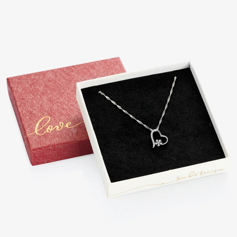 Elegant Zircon Snowflake Heart Necklace for Her