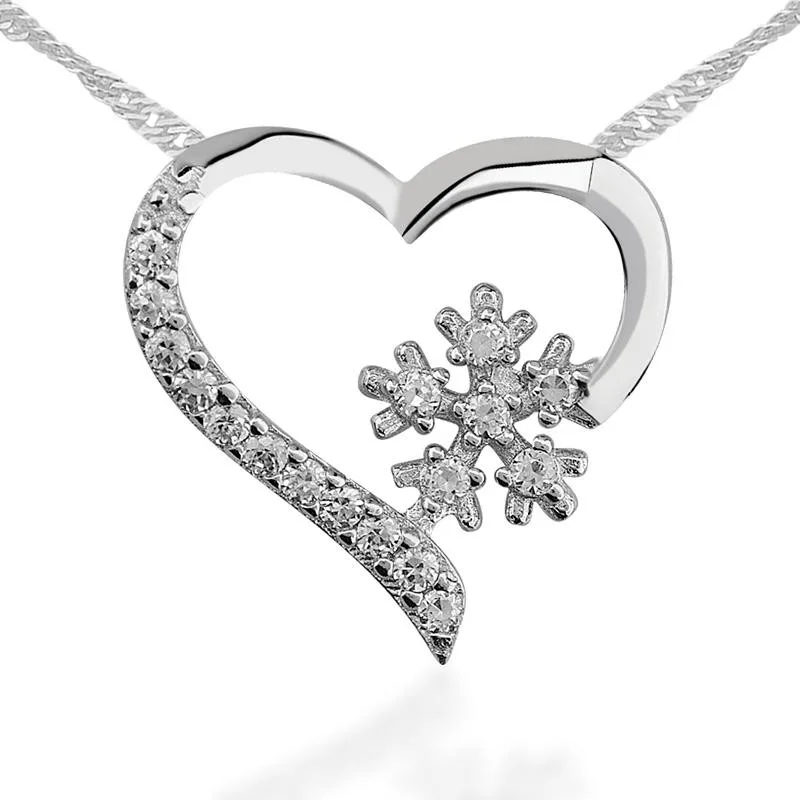 Elegant Zircon Snowflake Heart Necklace for Her