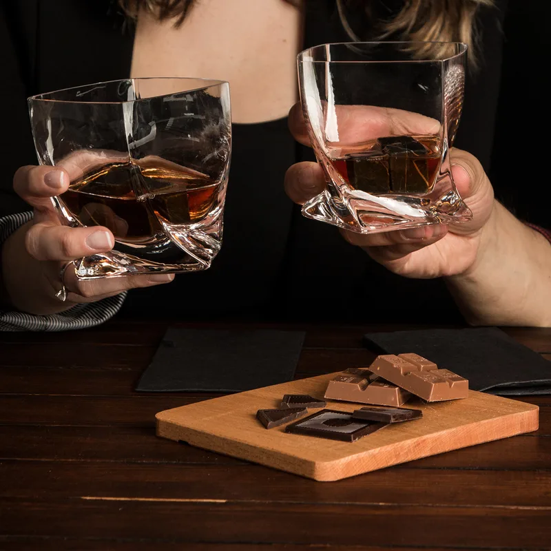 Highland Complete Whiskey Decanter Set