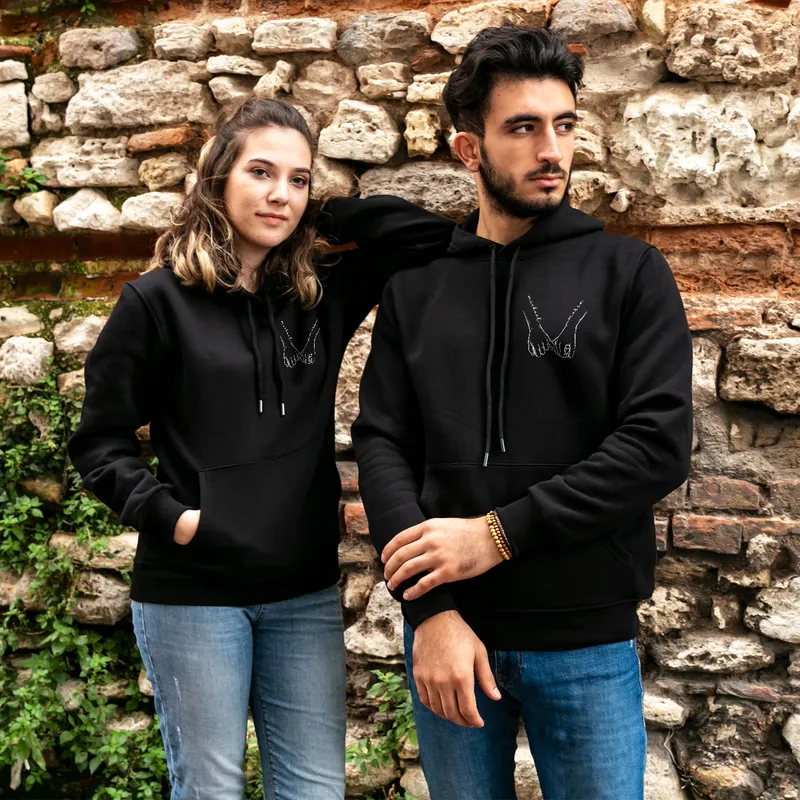 Personalised Holding Hands Couple Sweatshirt Set