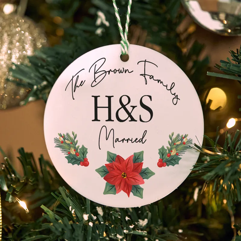 Personalised Family Name Christmas Ornament for Holiday Cheer