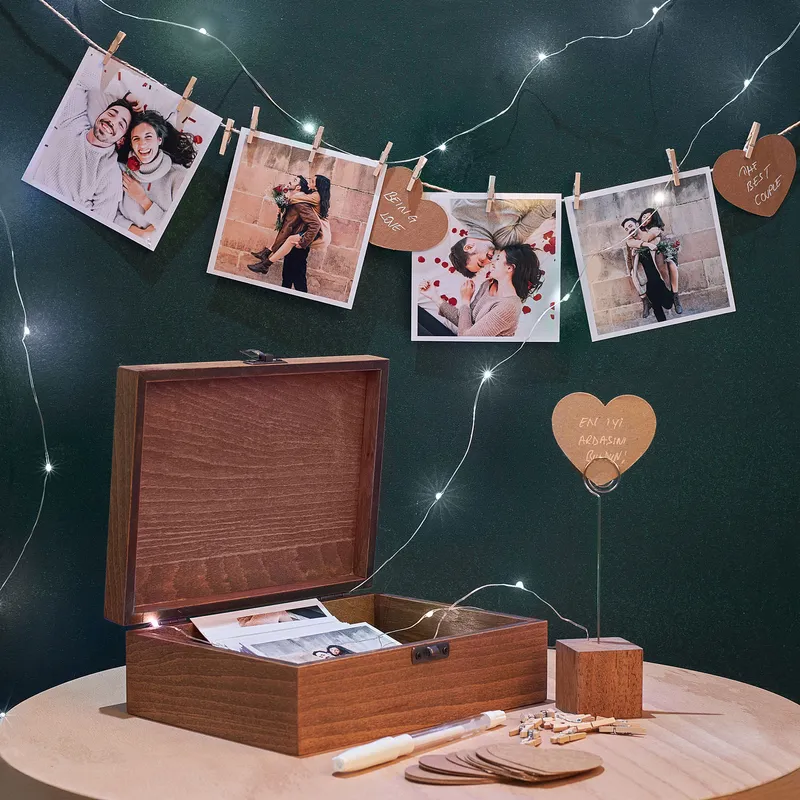 LED Illuminated DIY Wood Photo Box for Christmas
