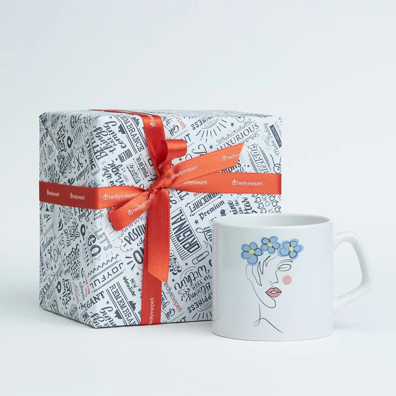 Line Art Floral Woman Design Porcelain Coffee Mug