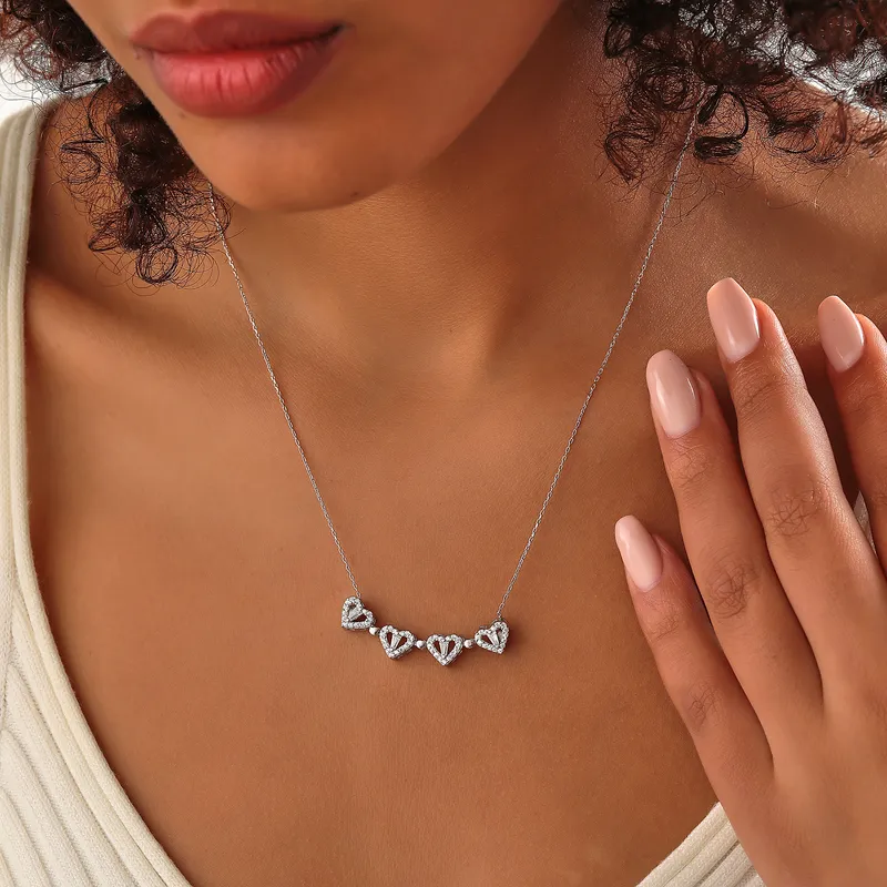 Magnetic Daisy Silver Necklace for Women