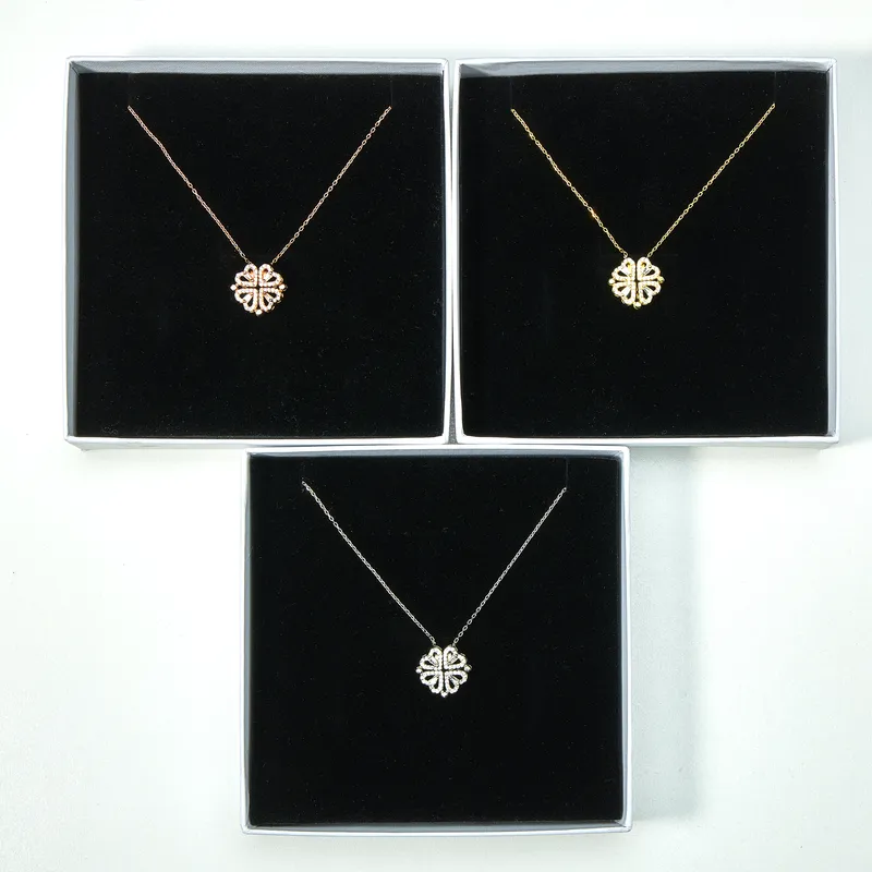 Magnetic Daisy Silver Necklace for Women