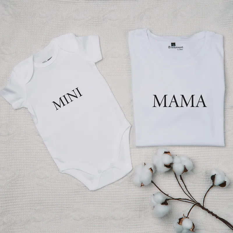 Mommy and Mimi Matching T-Shirt Set