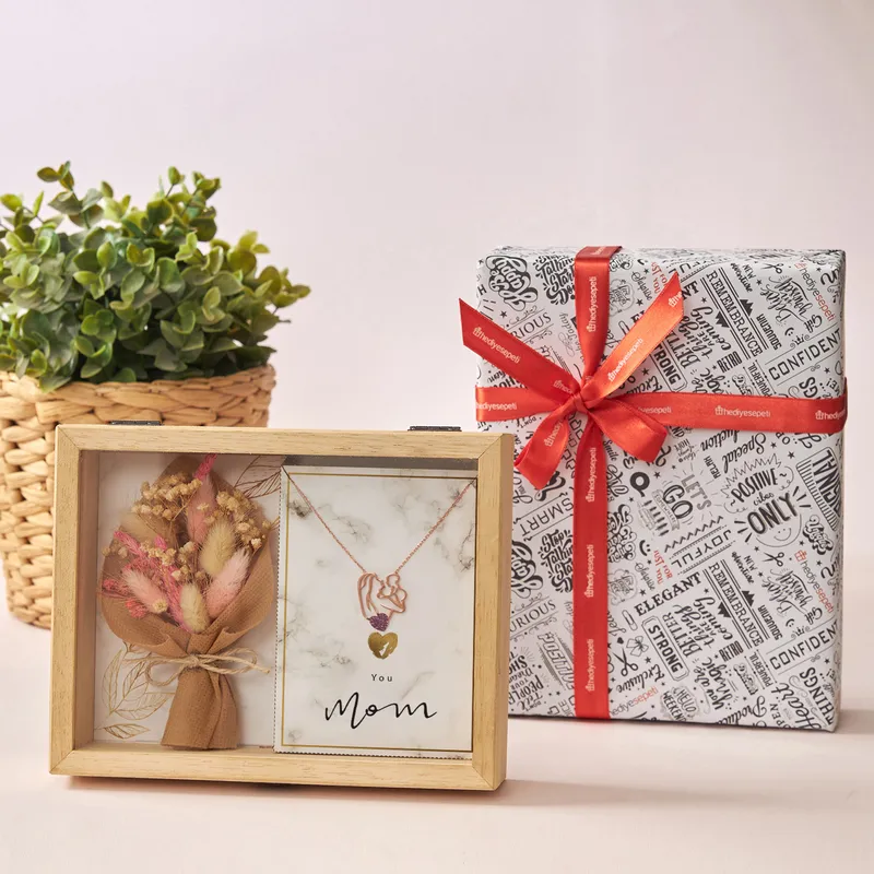Mom's Love Necklace and Flower Bouquet Wooden Gift Box Set