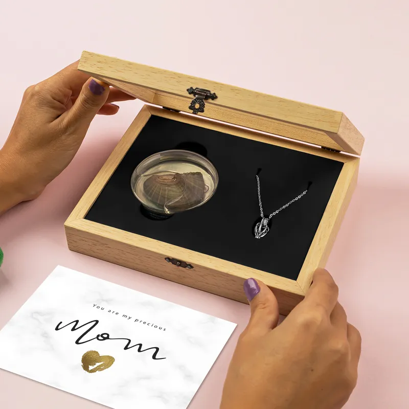 Mother's Day Oyster Pearl Necklace Set with Wooden Box