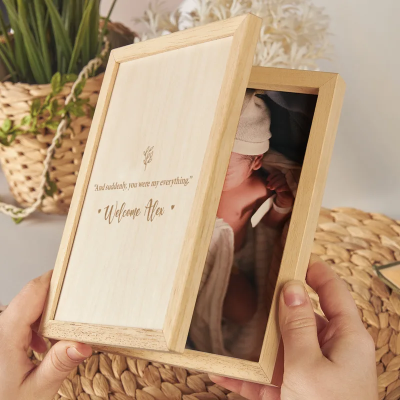New Born Baby Hinged Wooden Photo Frame Gift Box with Personalized Picture