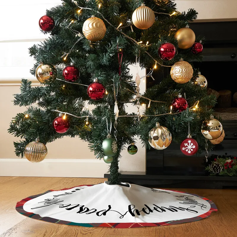 Festive Tree Skirt with New Year’s Quotes Design