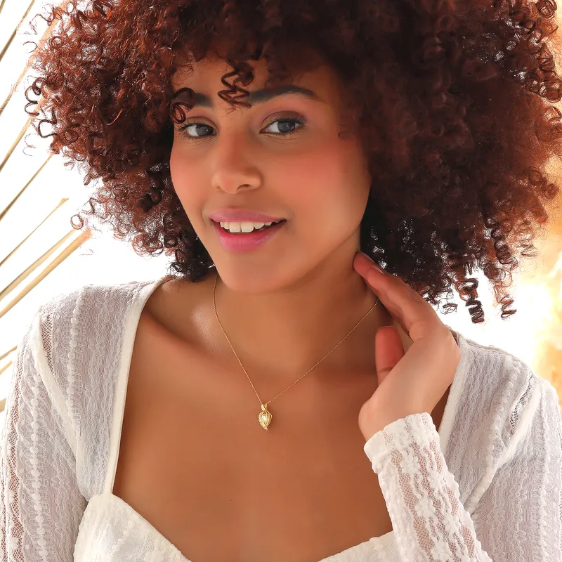 Elegant Gold-Plated Zirconia Pearl Necklace for Her