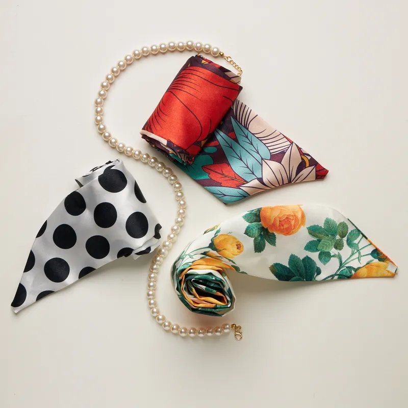 Pearl Necklace Scarf with 3 Interchangeable