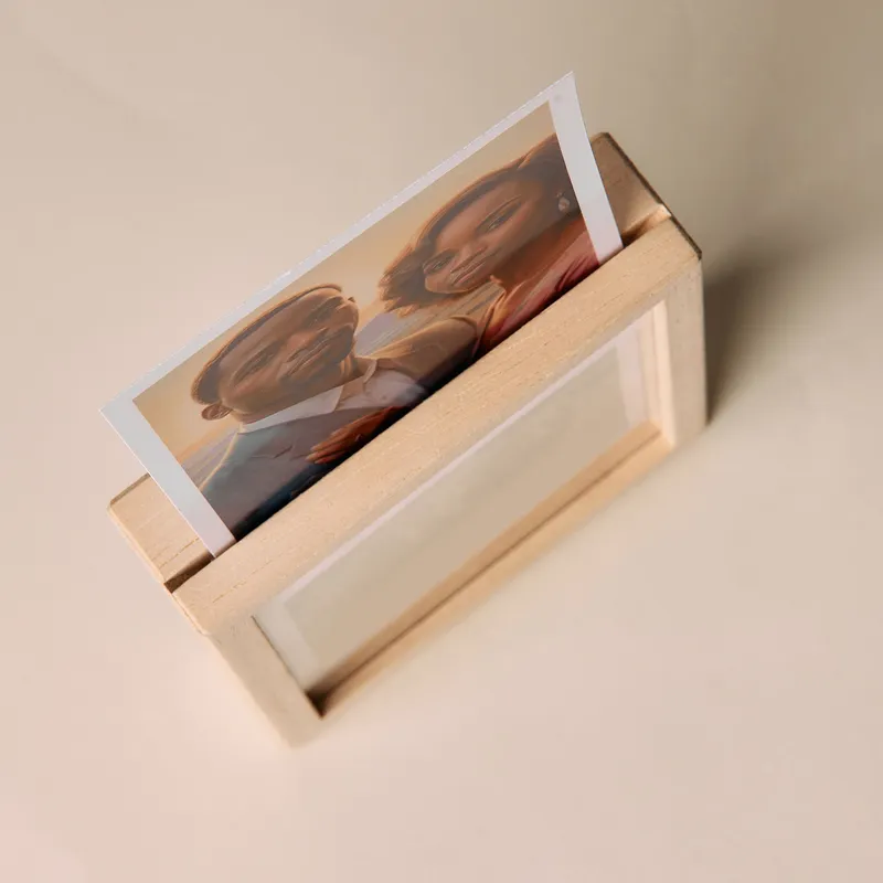 Personalized 30-Photo Desktop Memory Box for Loved Ones