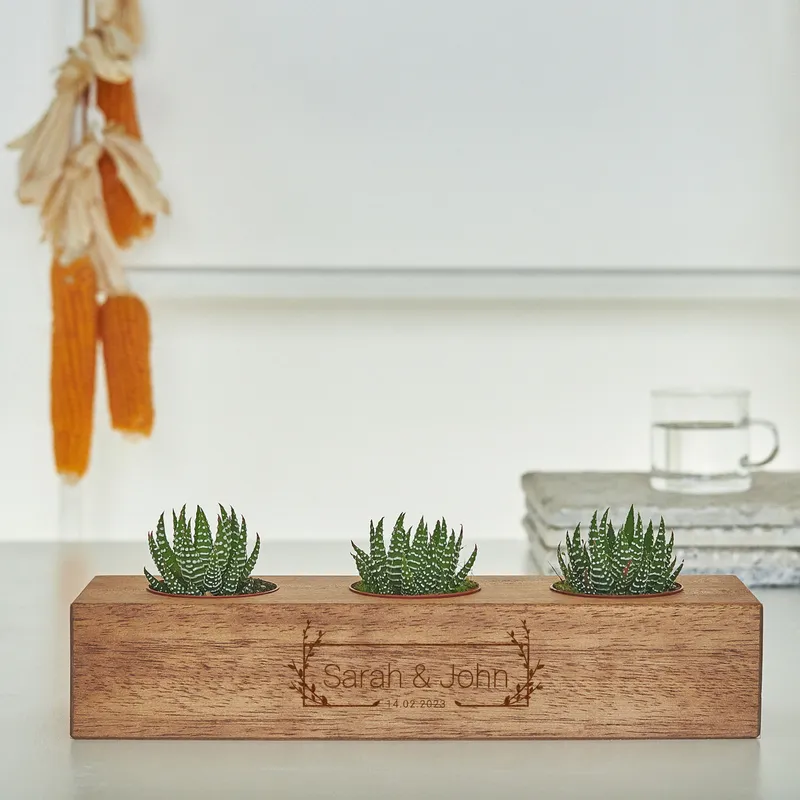 Personalized 3 Slots Wooden Planter
